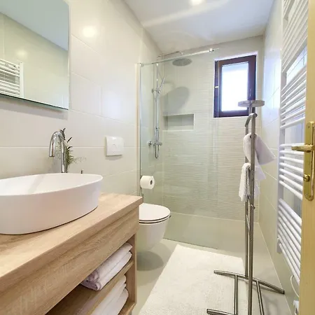 Apartments Loncar Krk Town Exterior photo