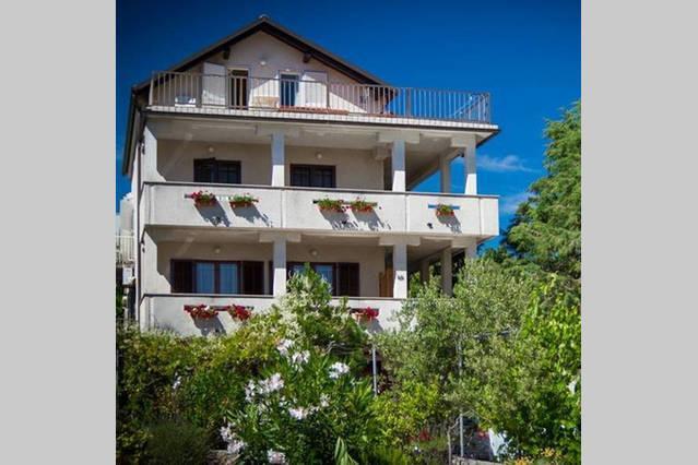 Apartment Loncar Krk Town